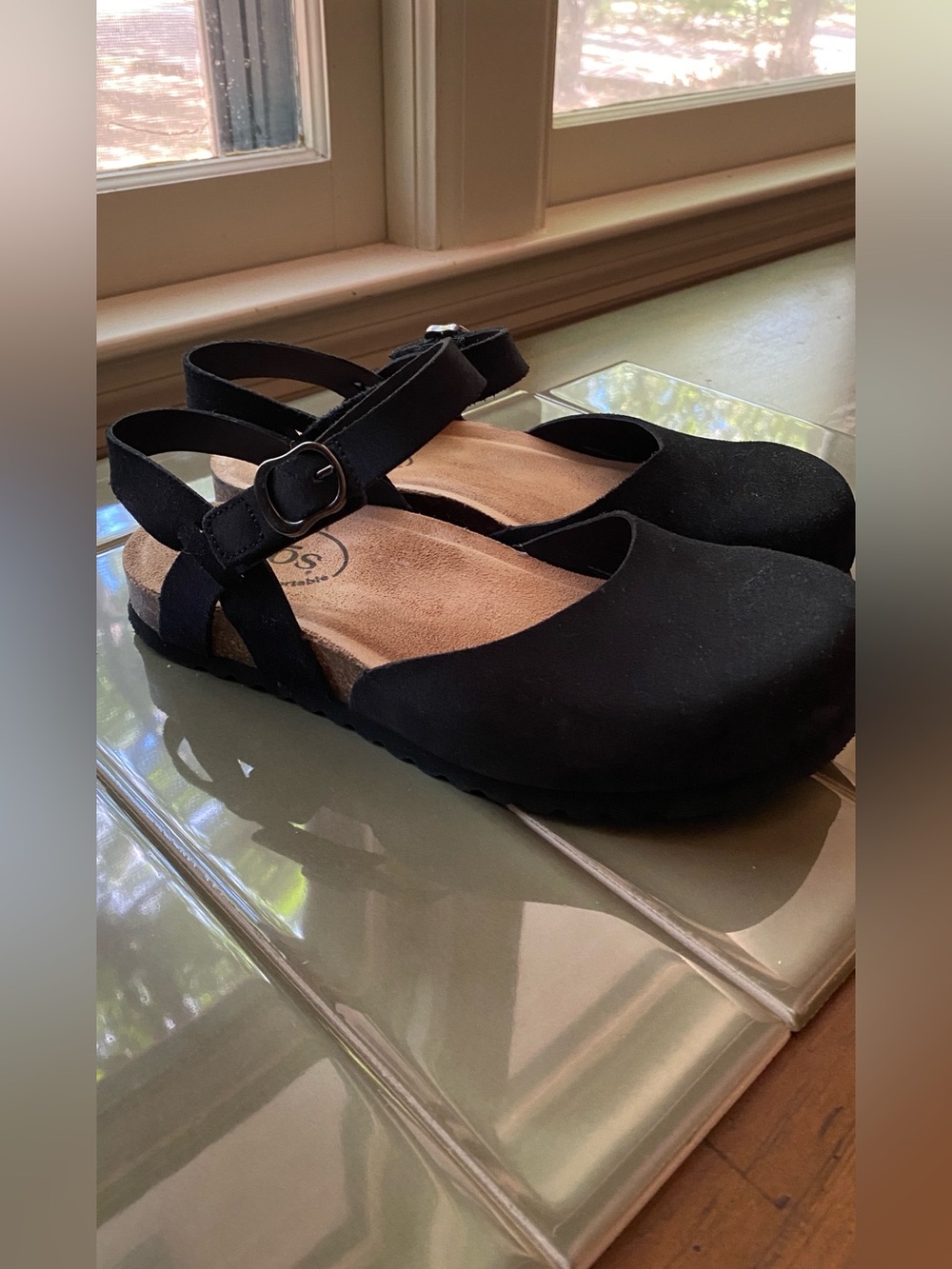 Taos Black Suede Mary Jane Sling Back Clog With Ankle Strap Arch Support Size 7 - Picture 6 of 7